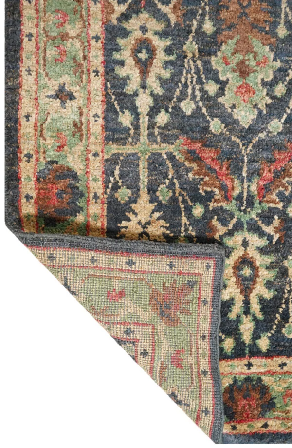 Majestic Fleur Noir Hand Knotted