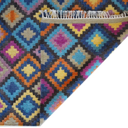 Hand Woven Woolen Rug