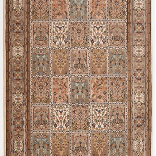 mq-1075 HAND KNOTTED WOOLEN CARPETS